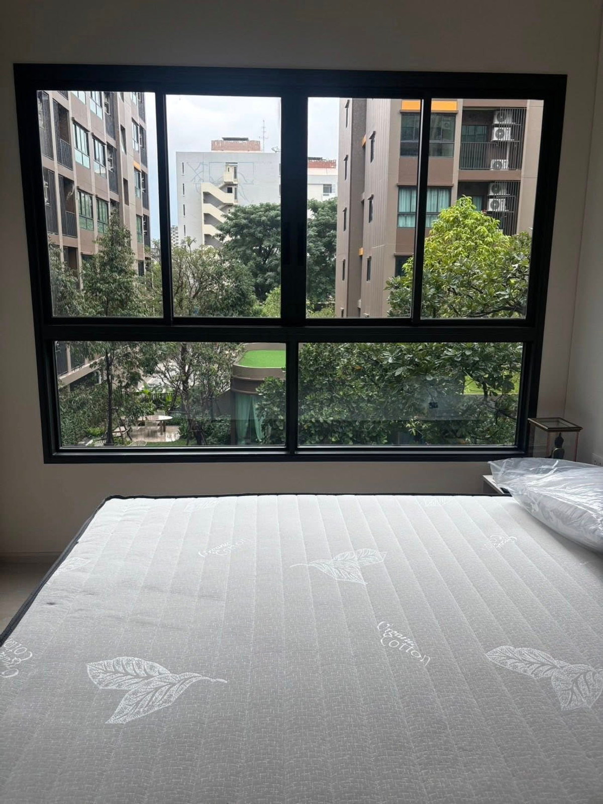 For RentCondoRamkhamhaeng, Hua Mak : For Rent 🔥 dcondo Calm Ramkhamhaeng 40 🔥 Fully furnished and equipped with appliances. Near MRT Orange Line.