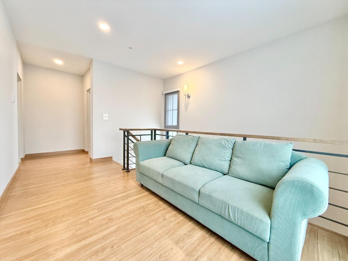 ขายบ้านบางนา แบริ่ง ลาซาล : 🔥 Rare Possession!  ดีลลับที่นักลงทุนระดับ High-End ต้องครอบครอง