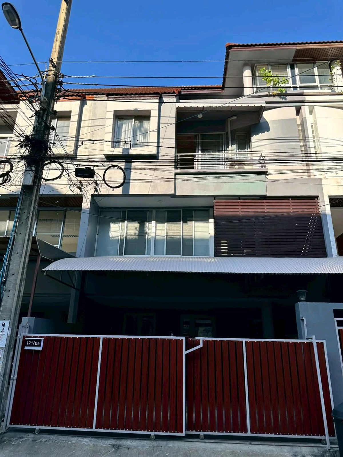 ให้เช่าโฮมออฟฟิศโชคชัย4 ลาดพร้าว71 : เช่าพักอาศัยหรือ Home Office