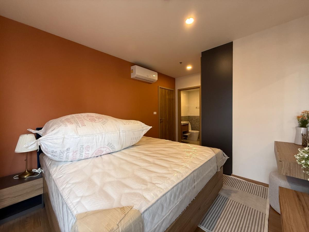 ขายคอนโดลาดพร้าว เซ็นทรัลลาดพร้าว : 💥 Rare Unit! ขายห้องตัวอย่างแต่งครบ ดีลที่ดีที่สุด วิวสวน 8 ไร่ ห้องเดียวเท่านั้น! มาพร้อมสิทธิ์ “อยู่ฟรี..ไม่ต้องจ่ายค่าส่วนกลาง 5 ปีเต็ม!“