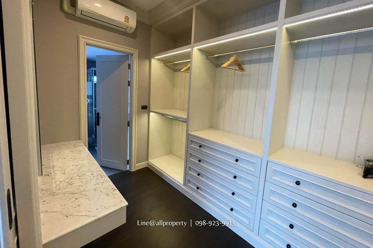 ขายบ้านพัฒนาการ ศรีนครินทร์ : ขายบ้านหรูแต่งเต็มเฟอร์นิเจอร์นำเข้า แปลงมุมหลังใหญ่สุดเศรษฐสิริกรุงเทพกรีฑา 2