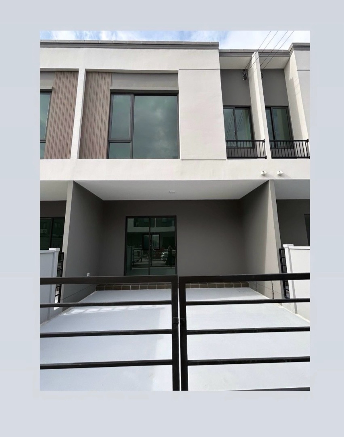 ให้เช่าทาวน์โฮมบางนา แบริ่ง ลาซาล : (เช่า) Pleno สุขุมวิท - บางนา 3 