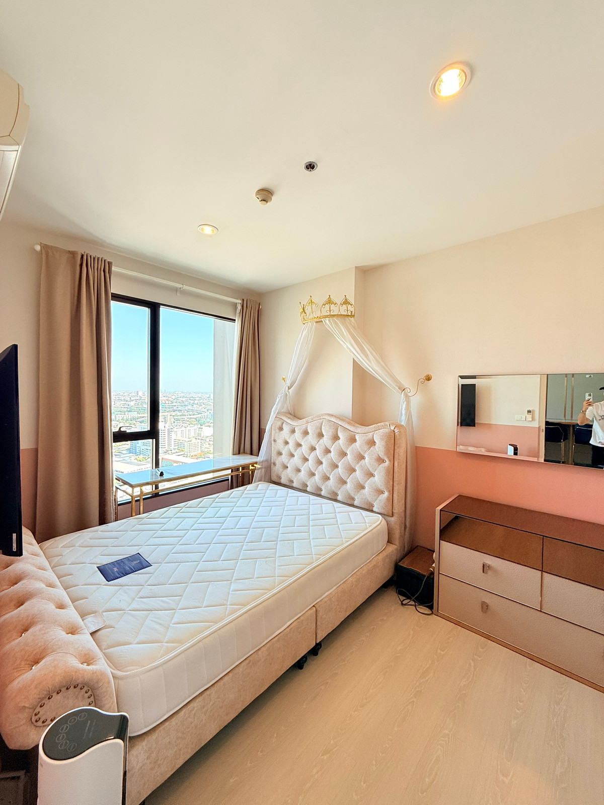 ให้เช่าคอนโดพระราม 9 เพชรบุรีตัดใหม่ RCA : ให้เช่าด่วน!! พร้อมเข้าอยู่ 24 ธ.ค. 68 นี้ จองก่อนได้ก่อน / ห้องนี้เลี้ยงแมวระบบปิดได้😻✨เดอะ นิช ไพรด์ ทองหล่อ-เพชรบุรี