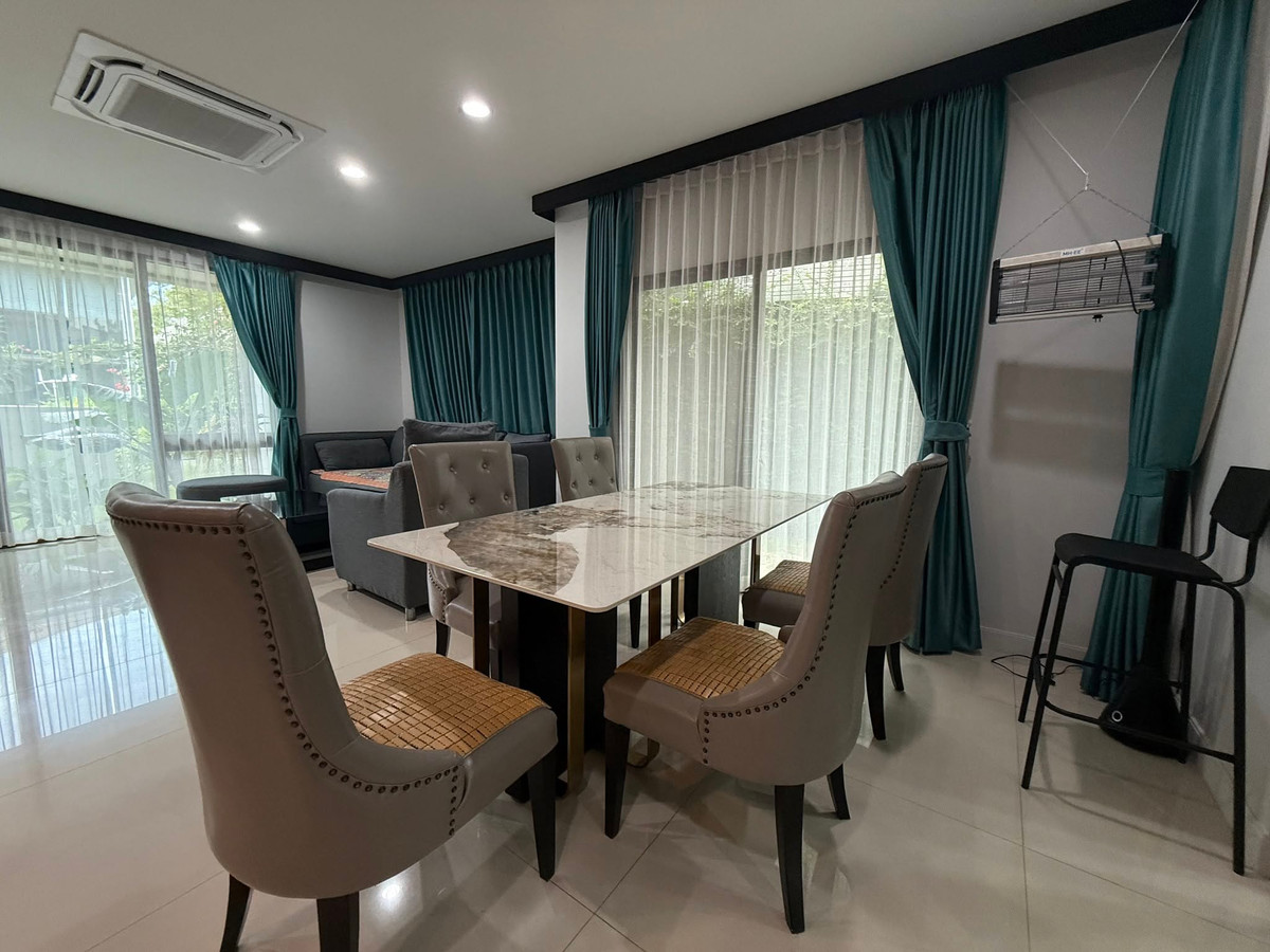 For RentHousePattanakan, Srinakarin : Detached house for rent ✨ Setthasiri-Krungthep Kreetha 2 ✨ 4 bedrooms, 4 bathrooms, fully furnished and equipped with appliances.