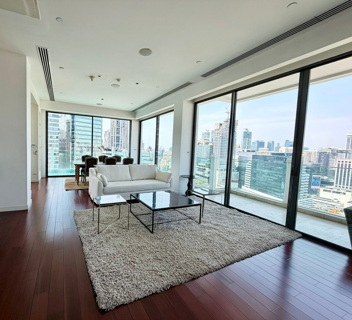 คอนโดสุขุมวิท อโศก ทองหล่อ : Le Raffine 39 Luxury Duplex Condo for Sale & Rent Available NOW!