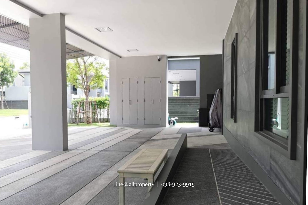 ขายบ้านพัฒนาการ ศรีนครินทร์ : ขายบ้านหรูแต่งเต็มเฟอร์นิเจอร์นำเข้า แปลงมุมหลังใหญ่สุดเศรษฐสิริกรุงเทพกรีฑา 2