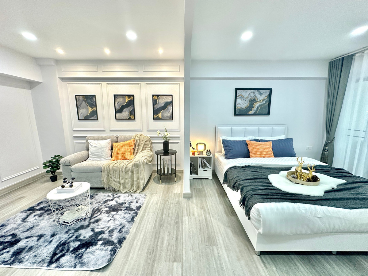 For SaleCondoRatchadapisek, Huaikwang, Suttisan : Newly renovated room for sale, beautifully decorated, Grand Park Town, Grand Park Town