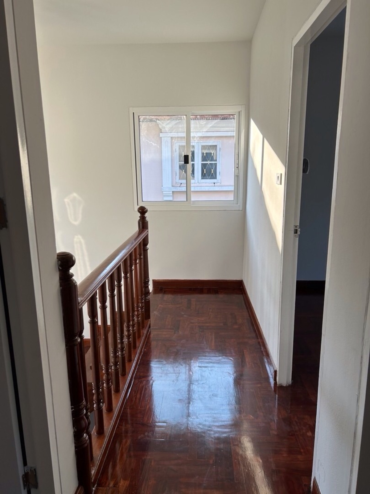 HouseMin Buri, Romklao : 2-story detached house for rent, Perfect Place Village, Ramkhamhaeng 164, Bangkok.