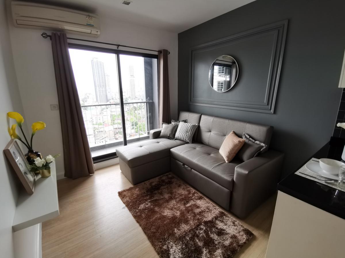 For RentCondoSathorn, Narathiwat : New condo in the heart of Sathorn, beautiful view, 1 bedroom, only 23,000 baht/monthNear BTS Chong Nonsi, convenient for all travel, with complete facilities.