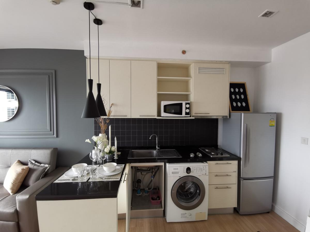 For RentCondoSathorn, Narathiwat : New condo in the heart of Sathorn, beautiful view, 1 bedroom, only 23,000 baht/monthNear BTS Chong Nonsi, convenient for all travel, with complete facilities.