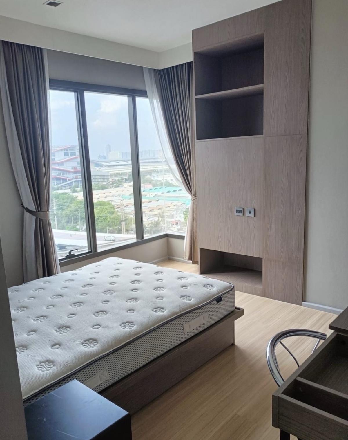 ให้เช่าคอนโดสะพานควาย จตุจักร : ชีวิตเมืองสุดหรูใจกลางจตุจักร! 2 ห้องนอน 2 ห้องน้ำ ชั้นสูง พร้อมสระว่ายน้ำและฟิตเนส!