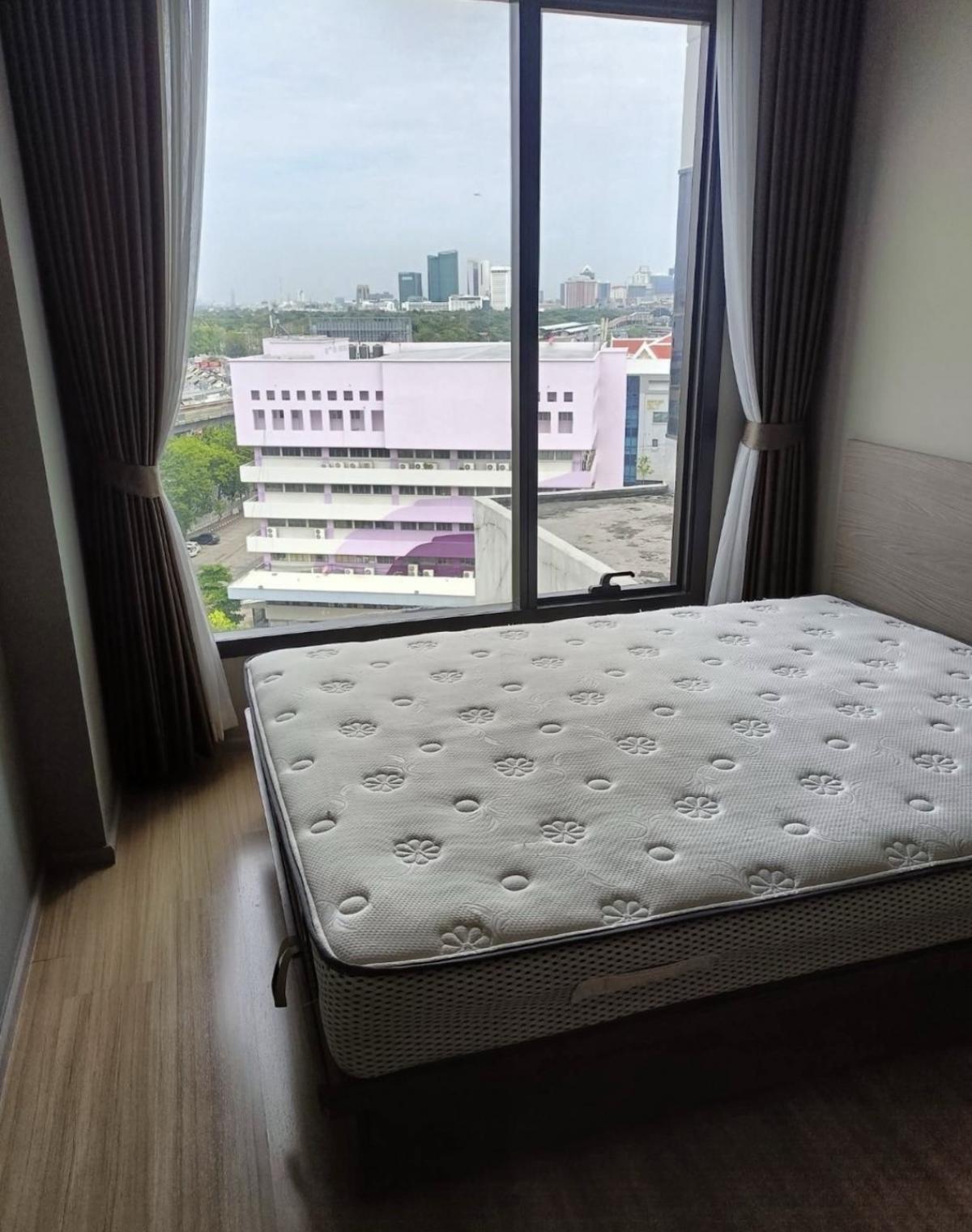 ให้เช่าคอนโดสะพานควาย จตุจักร : ชีวิตเมืองสุดหรูใจกลางจตุจักร! 2 ห้องนอน 2 ห้องน้ำ ชั้นสูง พร้อมสระว่ายน้ำและฟิตเนส!