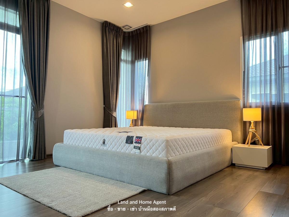 ให้เช่าบ้านลาดกระบัง สุวรรณภูมิ : 28/02/2026, ให้เช่าบ้านเดี่ยว 4 ห้องนอน พร้อมเฟอร์นิเจอร์ ใกล้สโมสร มัณฑนา อ่อนนุช-วงแหวน5 
พื้นที่กว้าง 185 ตร.ม. บนที่ดิน 70 ตร.วา เริ่มเพียง 85,000 บาท/เดือน