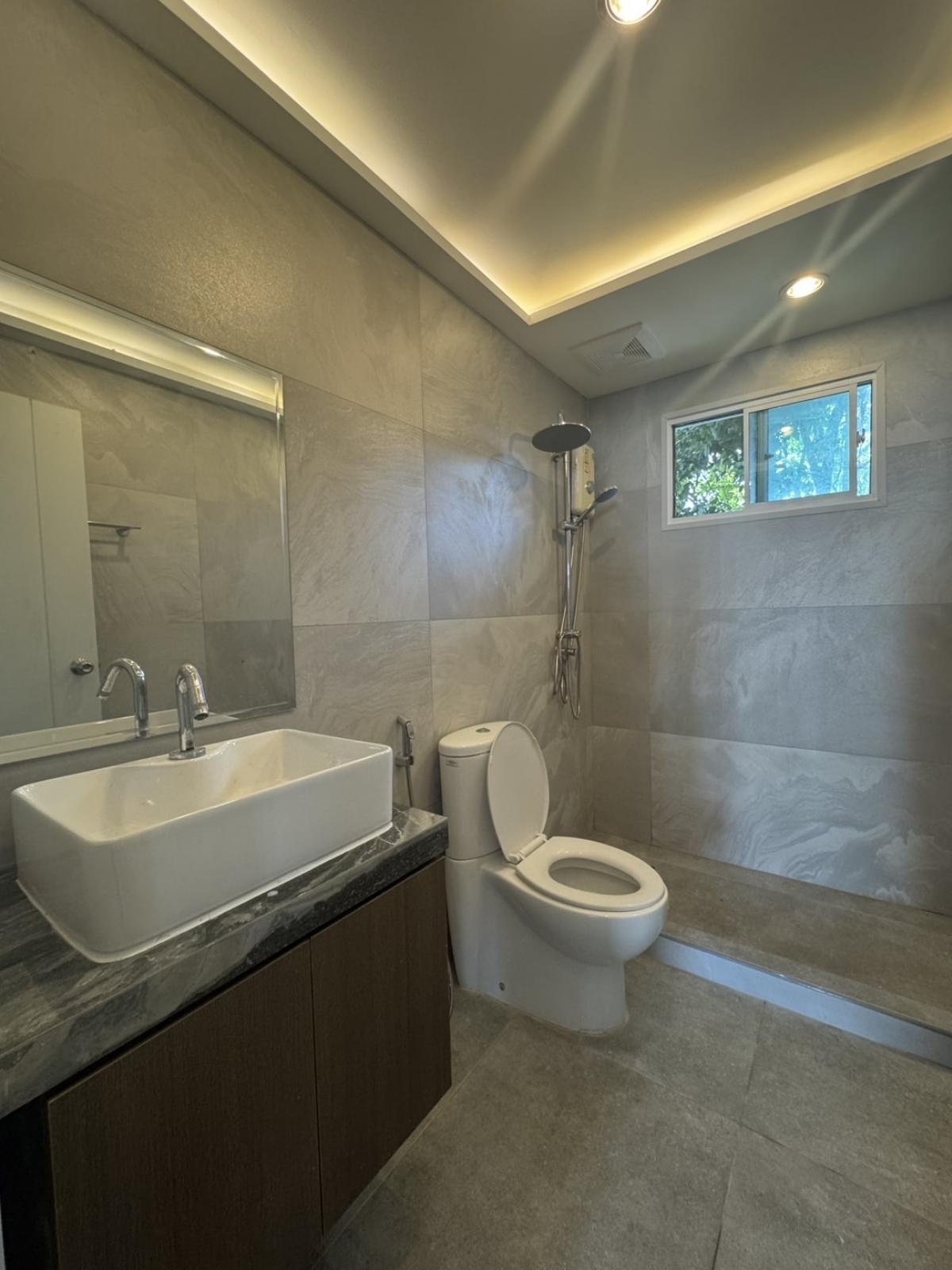 ขายทาวน์โฮมพัฒนาการ ศรีนครินทร์ : 28/02/2026, บ้านเดี่ยว Villette City พัฒนาการ 38 ใกล้ BTS ขาย 6.99 ล้าน 3 ห้องนอน 3 ห้องน้ำ ที่ดินกว้าง 28.9 ตร.ว. เริ่มต้นชีวิตใหม่วันนี้!