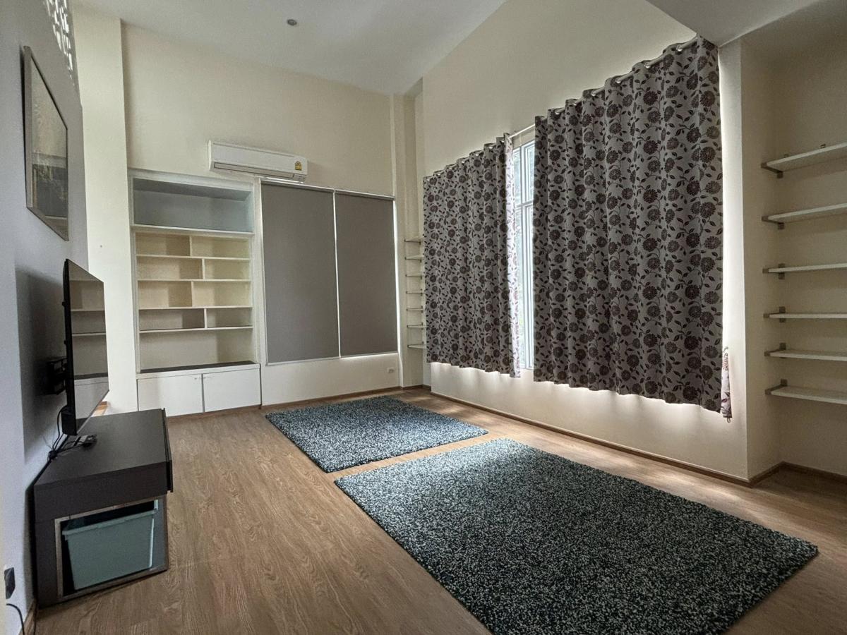 ขายบ้านพัฒนาการ ศรีนครินทร์ : 28/02/2026, บ้านเดี่ยว Nirvana Beyond Lite พระราม 9 4 ห้องนอน 370 ตร.ม. ใกล้ Airport Link เริ่ม 22.5 ลบ.