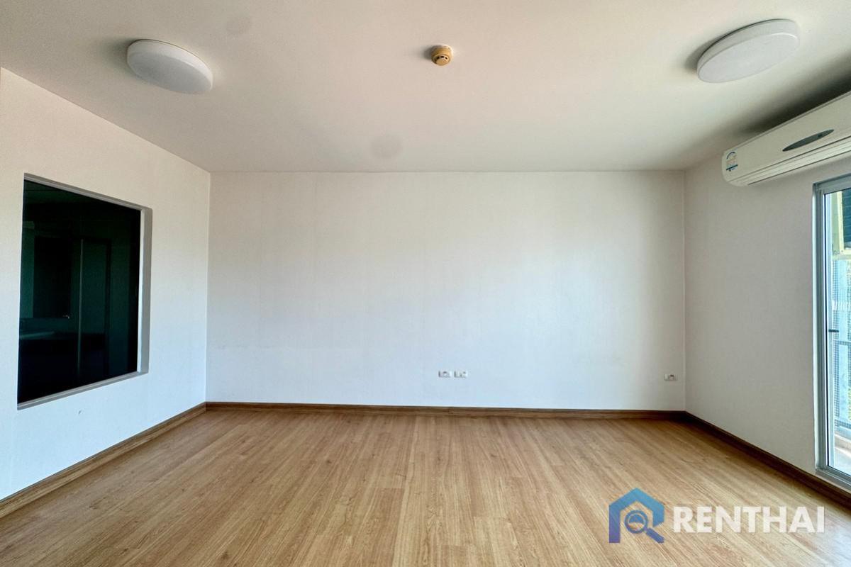 For SaleCondoPattaya, Bangsaen, Chonburi : Supalai Mare Pattaya Condo  studio 31 sqm for sale good price