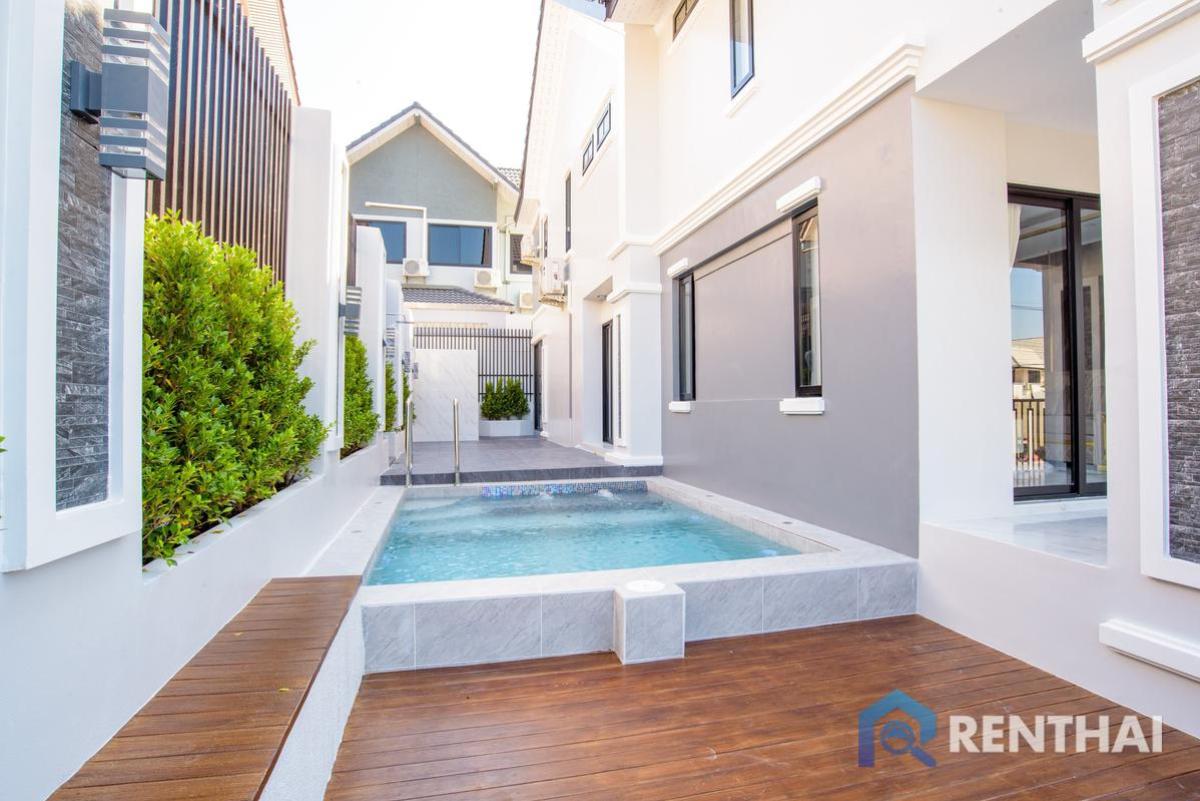 For SaleHousePattaya, Bangsaen, Chonburi : For sale house 4 bedrooms at Central Pattaya