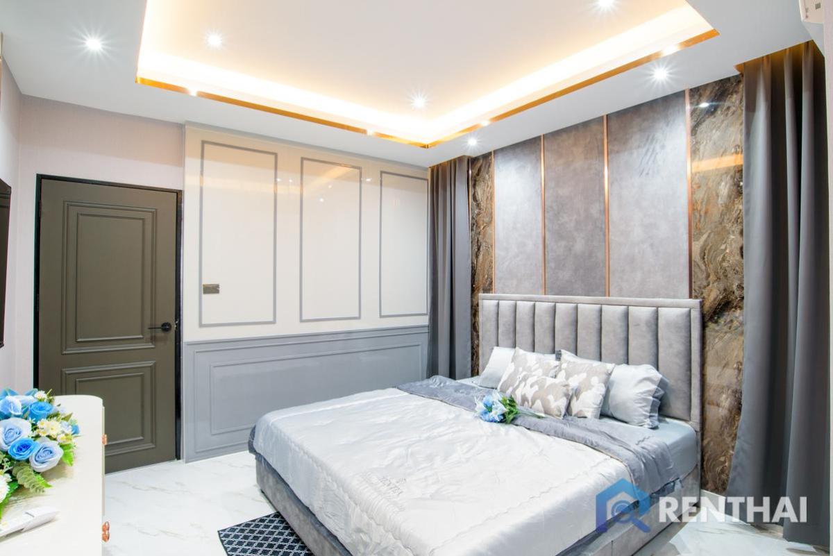 For SaleHousePattaya, Bangsaen, Chonburi : For sale house 4 bedrooms at Central Pattaya