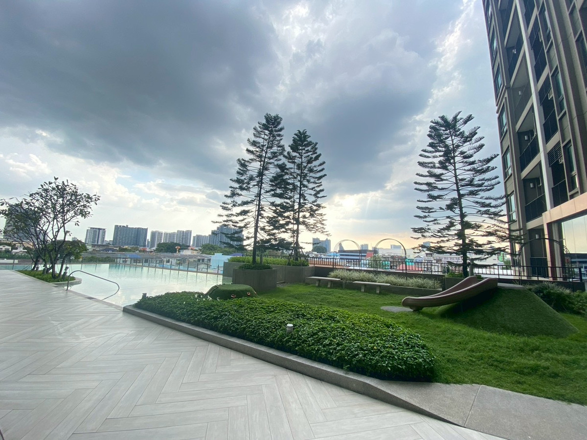 ให้เช่าคอนโดท่าพระ ตลาดพลู วุฒากาศ : ให้เช่า 11,500 ( สตูดิโอ ) *รหัส PS140292( ศุภาลัย ไลท์ ท่าพระ-วงเวียนใหญ่ ) !! ใกล้สถานีรถไฟฟ้าแยกท่าพระ * โบ๊ท 088-398-3835