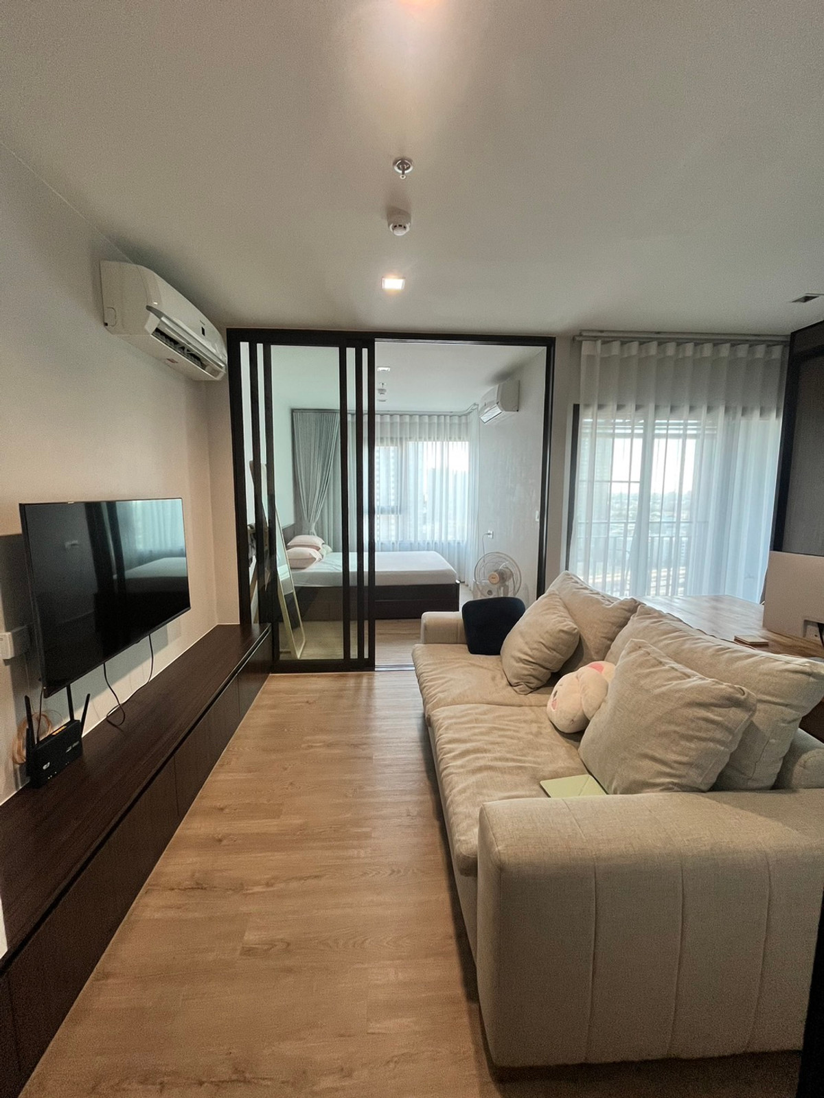 ขายคอนโดท่าพระ ตลาดพลู วุฒากาศ : ขาย Life Sathorn SIerra 1 ห้องนอน 1 ห้องทำงาน สอบถาม นัดชมได้ครับ