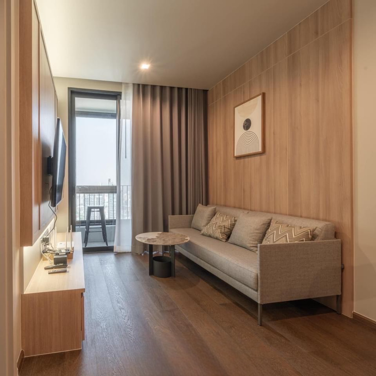 ให้เช่าคอนโดสุขุมวิท อโศก ทองหล่อ : Ideo Q Sukhumvit 36 1 Bedroom, BTS Thonglor (Condo For Rent)