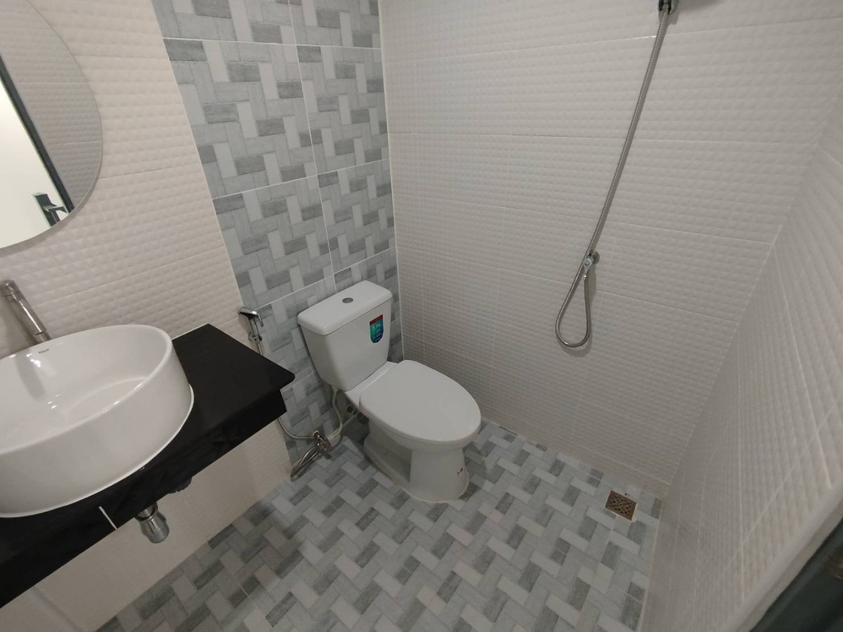 For SaleTownhomeNonthaburi, Bang Yai, Bangbuathong : Townhouse for sale, Kamollak Village 1, 16 sq m.