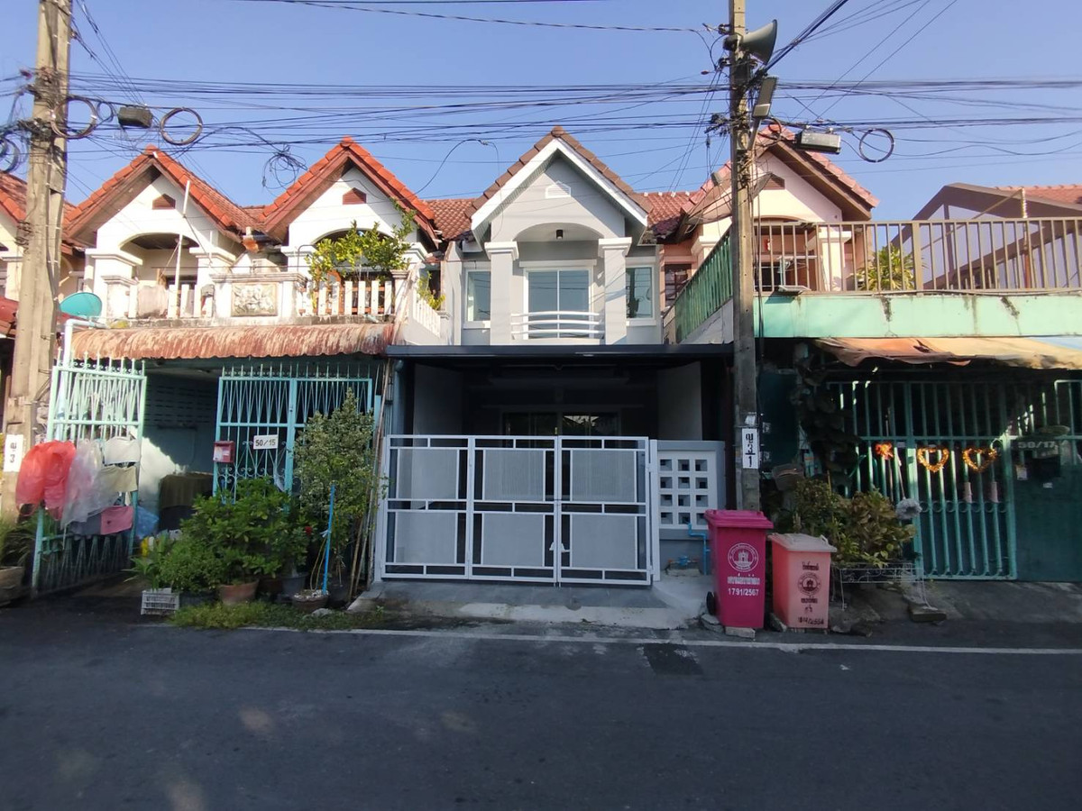 ขายทาวน์โฮมนนทบุรี บางใหญ่ บางบัวทอง : ขายทาวน์เฮ้าส์ หมู่บ้าน กมลลักษณ์1 16 ตรว.