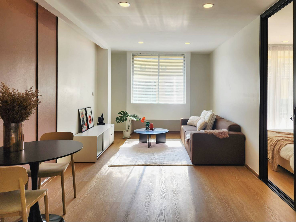 ขายคอนโดบางนา แบริ่ง ลาซาล : K-6678 ขาย !! ห้องใหญ่ เป็นสัดส่วน ตกแต่งใหม่ ✨️ วิวสระว่ายน้ำ Parkland บางนา พร้อมอยู่