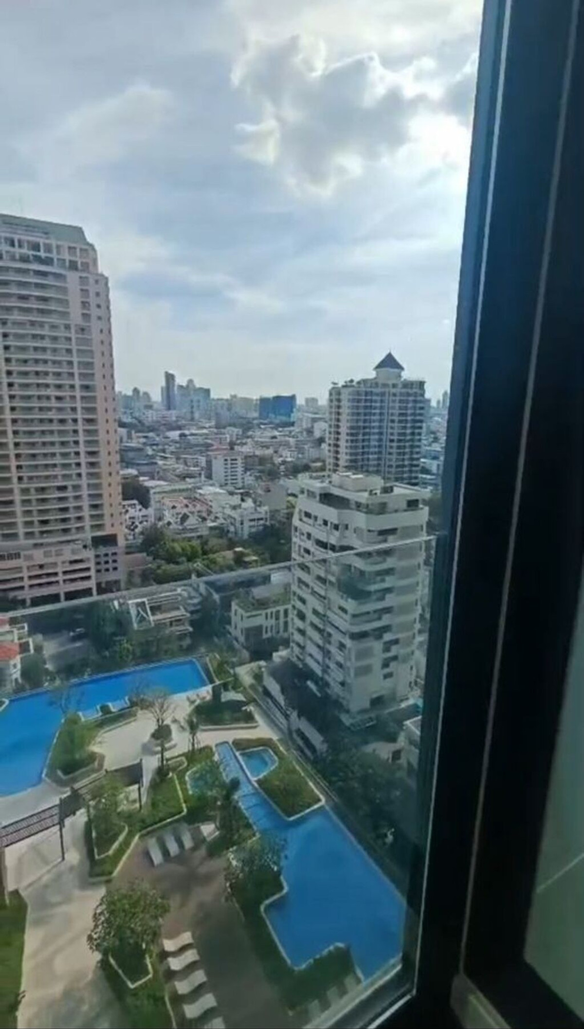 For RentCondoSathorn, Narathiwat : For Rent Supalai Icon Sathorn Unit 63/142 (No pets allowed)