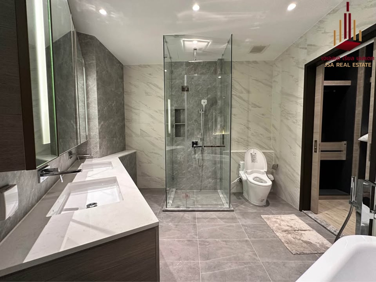 For SaleCondoLadprao, Central Ladprao : ✨ For Sale : The Crest Park Residences ✨ 💰 Only 10,500,000 THB