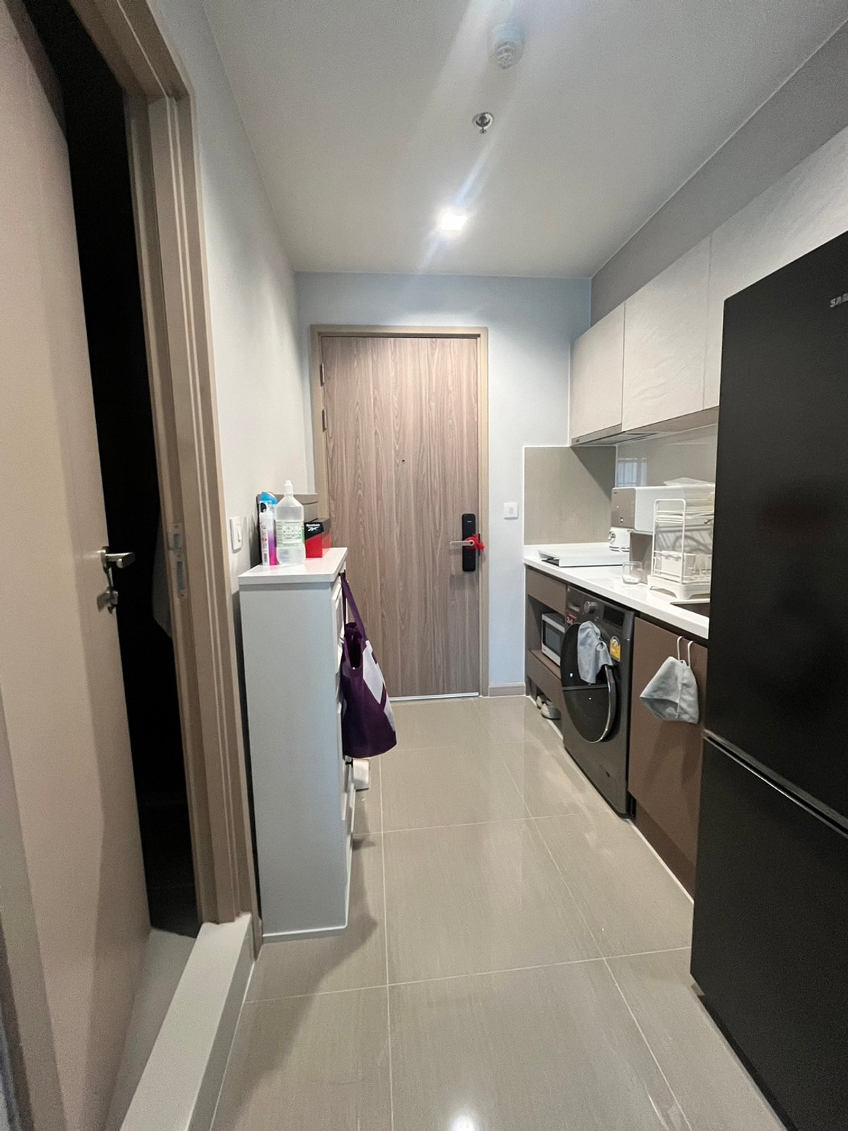 ขายคอนโดท่าพระ ตลาดพลู วุฒากาศ : ขาย Life Sathorn SIerra 1 ห้องนอน 1 ห้องทำงาน สอบถาม นัดชมได้ครับ