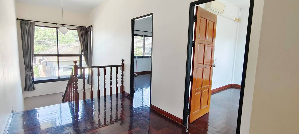 ขายบ้านระยอง : ด่วน 🏠ขายบ้านเดี่ยว 2 ชั้น พท. 83 ตร.ว หมู่บ้านรุ่งเรืองเพลส ใกล้เซ็นทรัลระยอง 2 กม. และหาดแม่รำพึง 20 กม. เหมาะสุดๆ สำหรับบ้านพักตากอากาศครอบครัวใหญ่