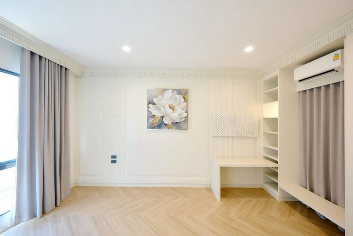 For SaleHousePinklao, Charansanitwong : Single house for sale, Setthasiri Village, Charan-Pinklao, 2 houses, largest edge, area 124.9 sq m, 7 bedrooms, complete with extensions and all built-in furniture. Bang Khun Si Subdistrict Bangkok Noi District Bangkok