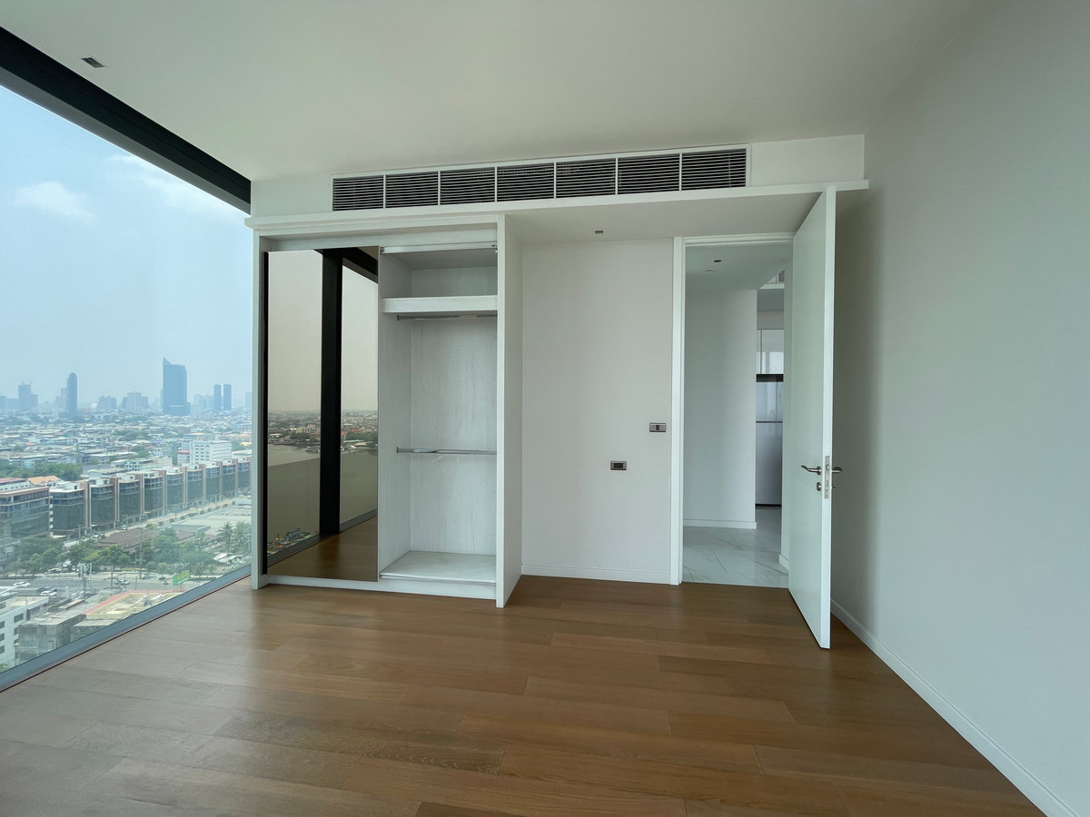 ขายคอนโดพระราม 3 สาธุประดิษฐ์ : ายคอนโดริมน้ำสุดหรู CANAPAYA RESIDENCES (คณาพญา เรสซิเดนซ์) 2 ห้องนอน 2 ห้องน้ำ  สัมผัสประสบการณ์การใช้ชีวิตเหนือระดับบนโค้งน้ำเจ้าพระยาที่สวยที่สุด พร้อมให้คุณเป็นเจ้าของยูนิตพิเศษในราคาโปรโมชั่น