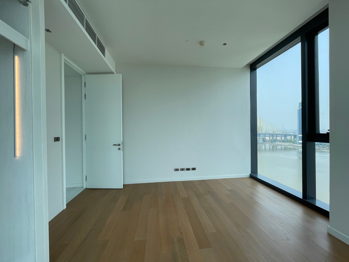 ขายคอนโดพระราม 3 สาธุประดิษฐ์ : ายคอนโดริมน้ำสุดหรู CANAPAYA RESIDENCES (คณาพญา เรสซิเดนซ์) 2 ห้องนอน 2 ห้องน้ำ  สัมผัสประสบการณ์การใช้ชีวิตเหนือระดับบนโค้งน้ำเจ้าพระยาที่สวยที่สุด พร้อมให้คุณเป็นเจ้าของยูนิตพิเศษในราคาโปรโมชั่น