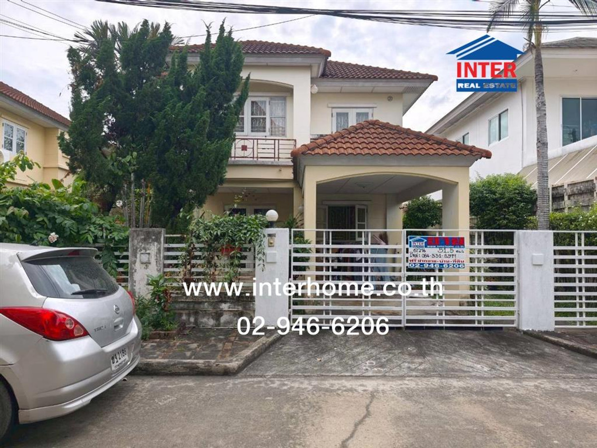 ขายบ้านนวมินทร์ รามอินทรา : บ้านเดี่ยว 2 ชั้น 51.5 ตร.ว. หมู่บ้านชวนชื่นเรสซิเด้นซ์ พาร์ค2 ใกล้ห้างแฟชั่นไอส์แลนด์ ซอยคู้บอน27 แยก11 (ซอยรามอินทรา65) ถนนรามอินทรา เขตบางเขน กรุงเทพมหานคร