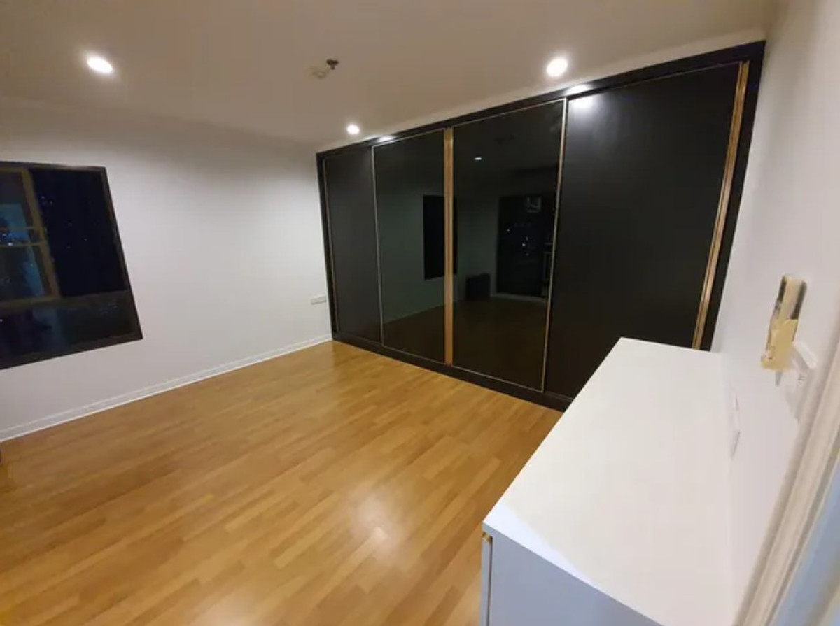 For SaleCondoSapankwai,Jatujak : 2 bedrooms, corner room, best price!!⭐Lumpini Place Phahol - Sapankhwai (Lumpini Place Phahol - Saphan Khwai)