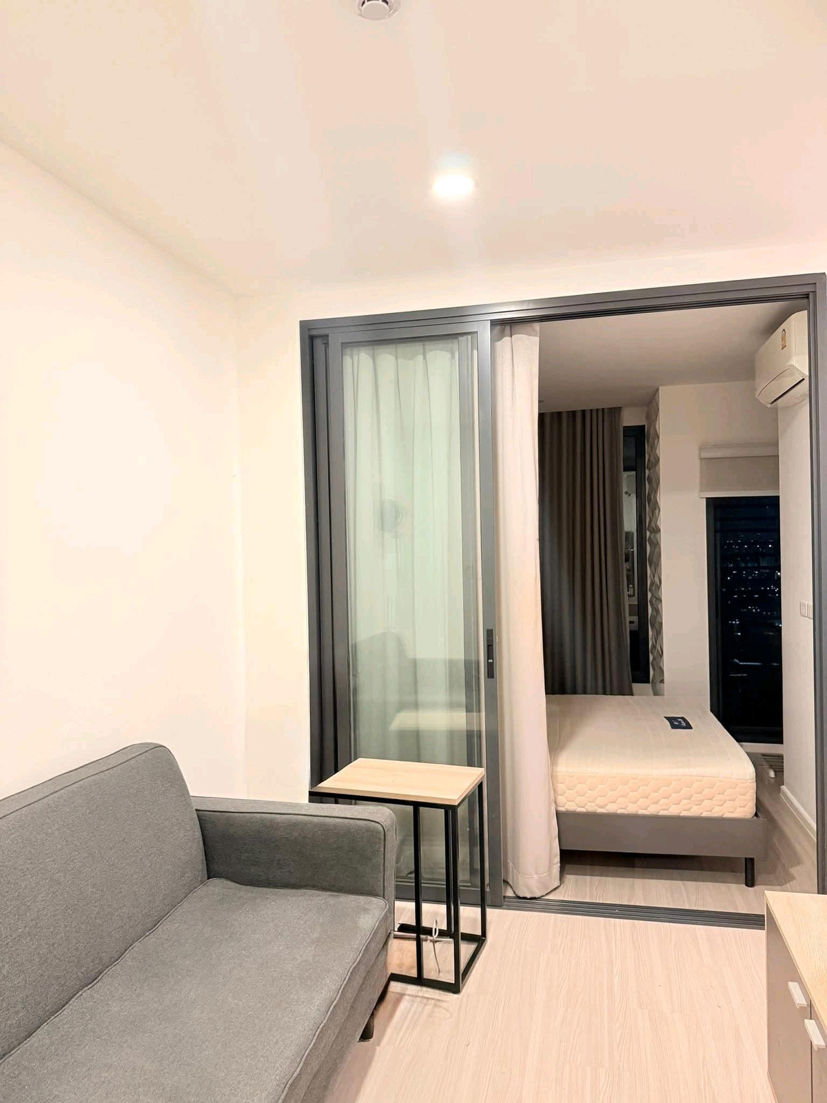 ให้เช่าคอนโดสะพานควาย จตุจักร : ให้เช่าด่วน Denim Jajujak 1 ห้องนอน 1 ห้องน้ำ