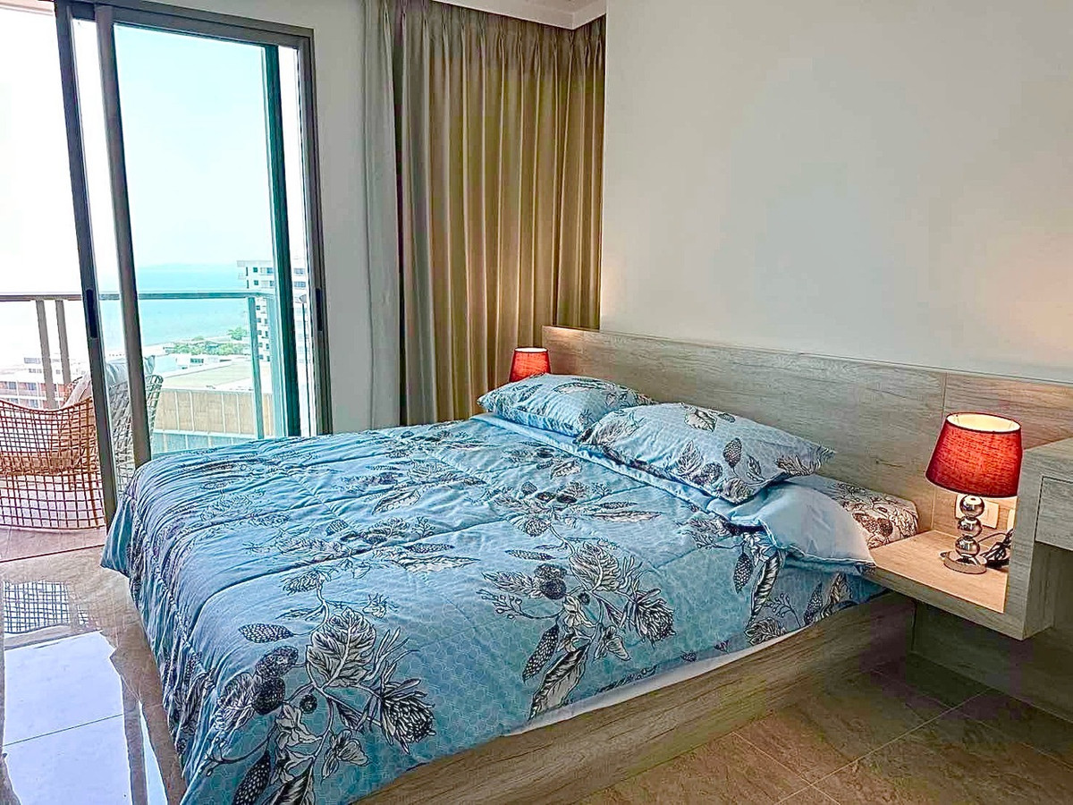 CondoPattaya, Bangsaen, Chonburi : For Sale & Rent Sea view Luxury Condo 
The Riviera Monaco
