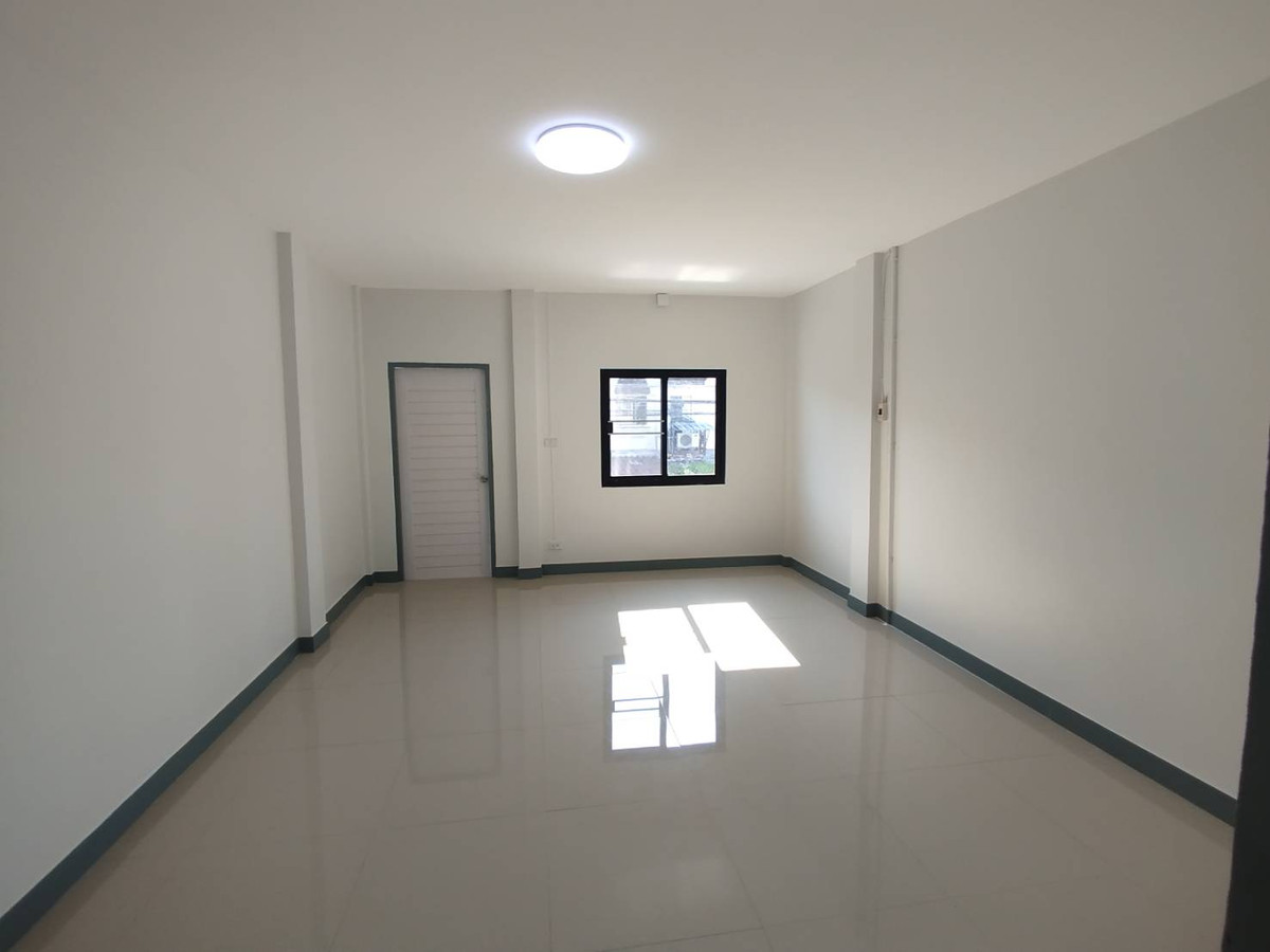 For SaleTownhomeNonthaburi, Bang Yai, Bangbuathong : Townhouse for sale Nakhon Thong Park View 3 Bang Bua Thong-Suphan 17 sq m.