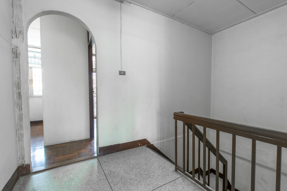 ขายทาวน์โฮมสาทร นราธิวาส : ทาวน์โฮมกลางสาทร — ทำเล Rare Item ใกล้ MRT ลุมพินี 3 ชั้น | ทำเลสาทร-พระรามสี่-ศรีบำเพ็ญ-เย็นอากาศ