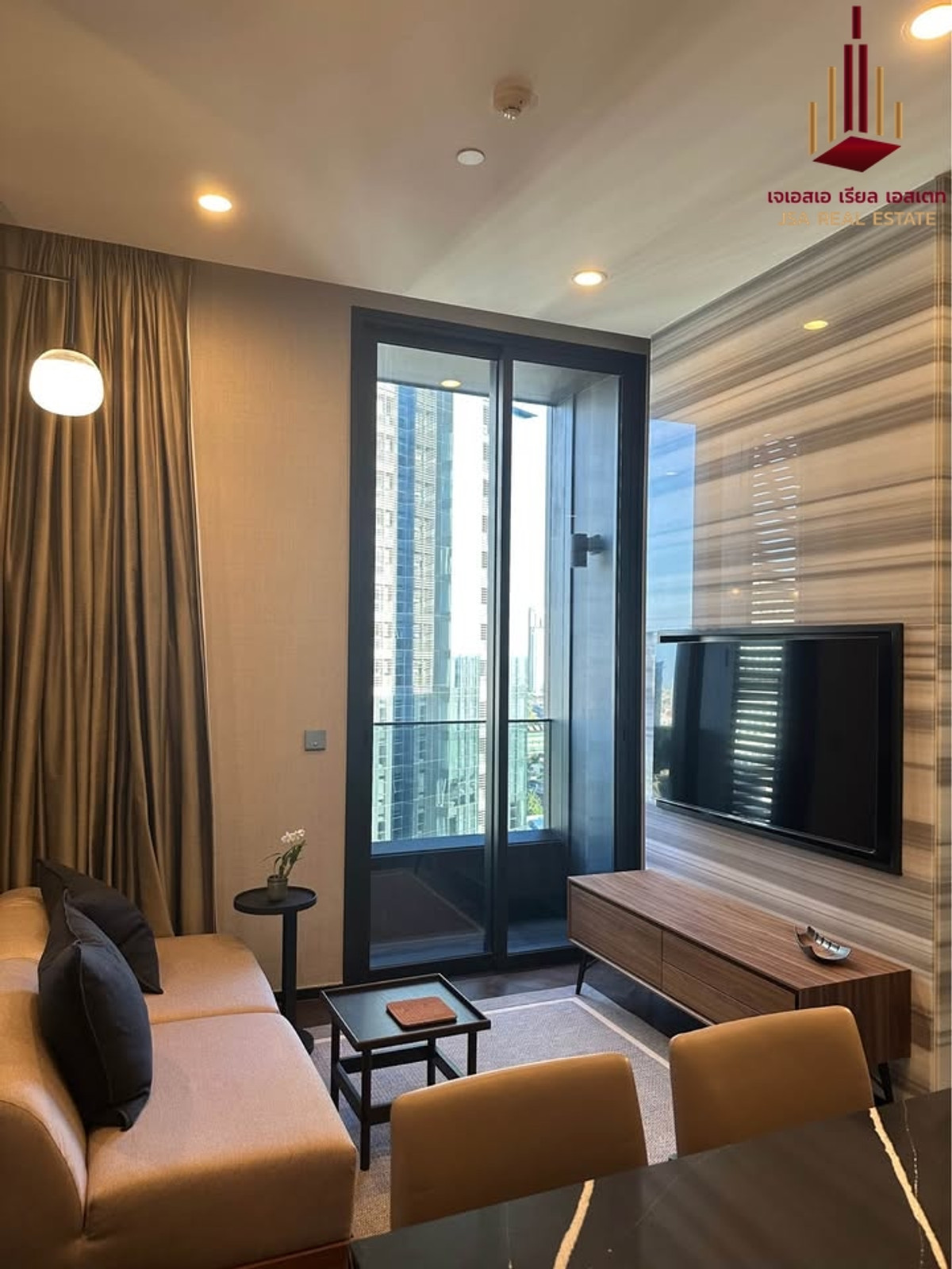 ขายคอนโดสุขุมวิท อโศก ทองหล่อ : ✨ For Sale: The Esse Sukhumvit 36 Condo ✨  💰 Only 9,990,000 THB