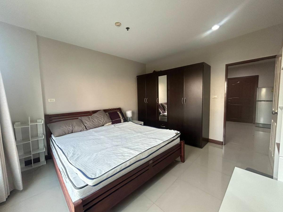 ขายคอนโดพระราม 9 เพชรบุรีตัดใหม่ RCA : 💎 โอกาสทองของนักลงทุน! ห้องกว้าง ส่วนลดจุกๆ ต่ำกว่าราคาตลาด 🚀✨ PG Rama 9 บนทำเลศักยภาพที่ใครก็อยากจับจอง ที่ตอบโจทย์ชีวิตคนเมืองอย่างลงตัว