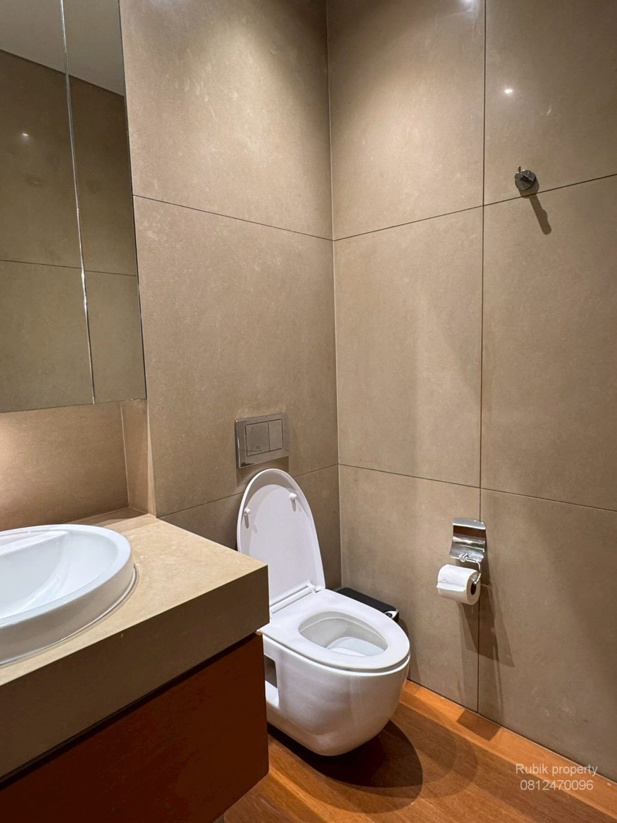 For RentCondoSathorn, Narathiwat : 🏙 For Rent: Landmark luxury condo in the heart of Sathorn RB1516