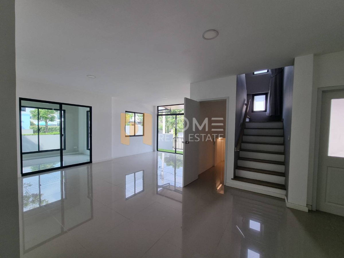 ขายบ้านพระราม 5 ราชพฤกษ์ บางกรวย : รีโนเวทใหม่ทั้งหลัง บ้านไม่ร้อน 🌳 คาซ่า วิลล์ ปิ่นเกล้า - ศรีรัช / 4 ห้องนอน (ขาย), Casa Ville Pinklao - Srirat / Detached House 4 Bedrooms (FOR SALE) AOM024