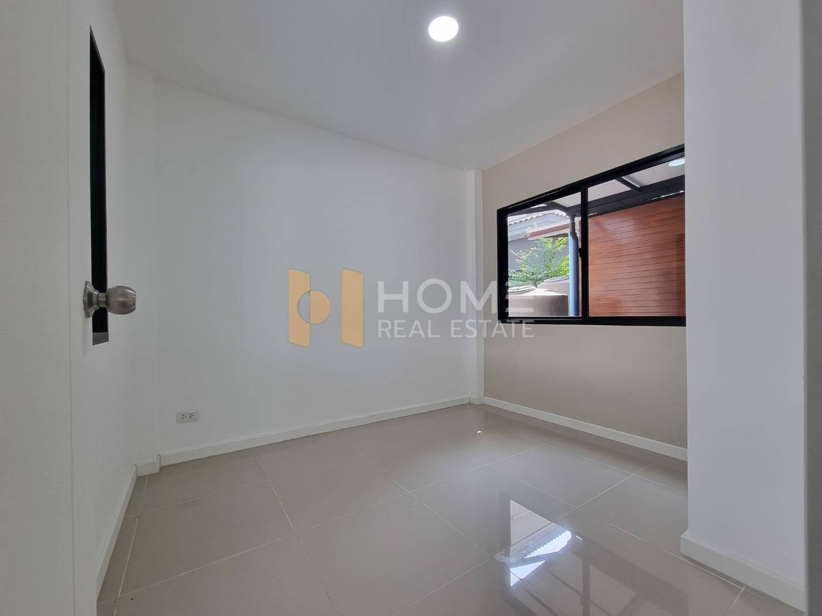 ขายบ้านพระราม 5 ราชพฤกษ์ บางกรวย : รีโนเวทใหม่ทั้งหลัง บ้านไม่ร้อน 🌳 คาซ่า วิลล์ ปิ่นเกล้า - ศรีรัช / 4 ห้องนอน (ขาย), Casa Ville Pinklao - Srirat / Detached House 4 Bedrooms (FOR SALE) AOM024