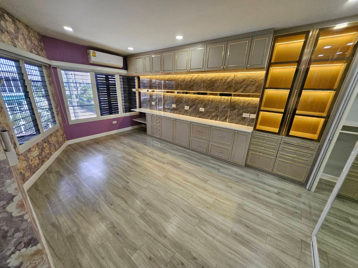 ขายบ้านนนทบุรี บางใหญ่ บางบัวทอง : บ้าน built-in ทั้งหลัง ✨ บ้านเดี่ยว คุณาลัย ซิมโฟนี / 5 ห้องนอน (ขาย), Kunalai Symphony / Detached House 5 Bedrooms (FOR SALE) AOM025