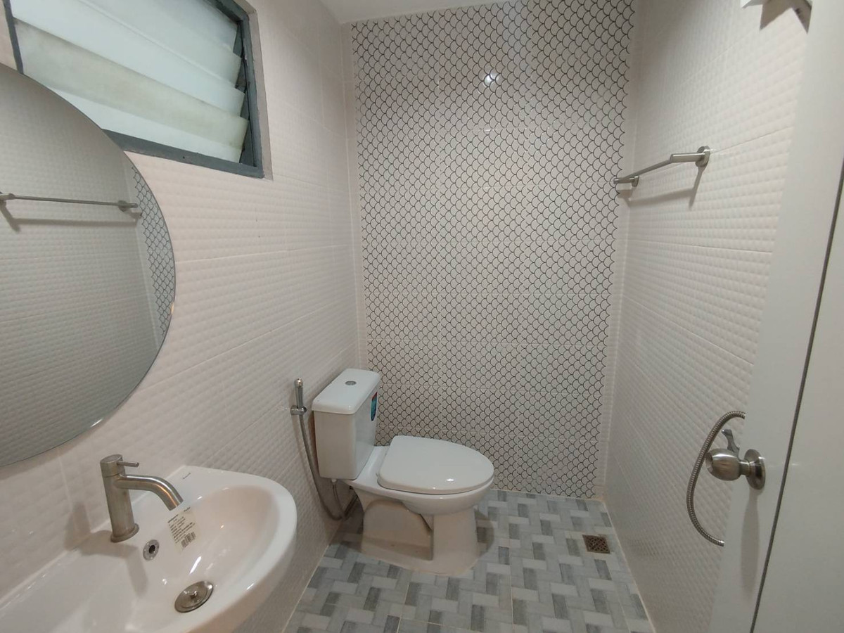 For SaleTownhomeNonthaburi, Bang Yai, Bangbuathong : Townhouse for sale, Kamollak Village 1, 16 sq m.