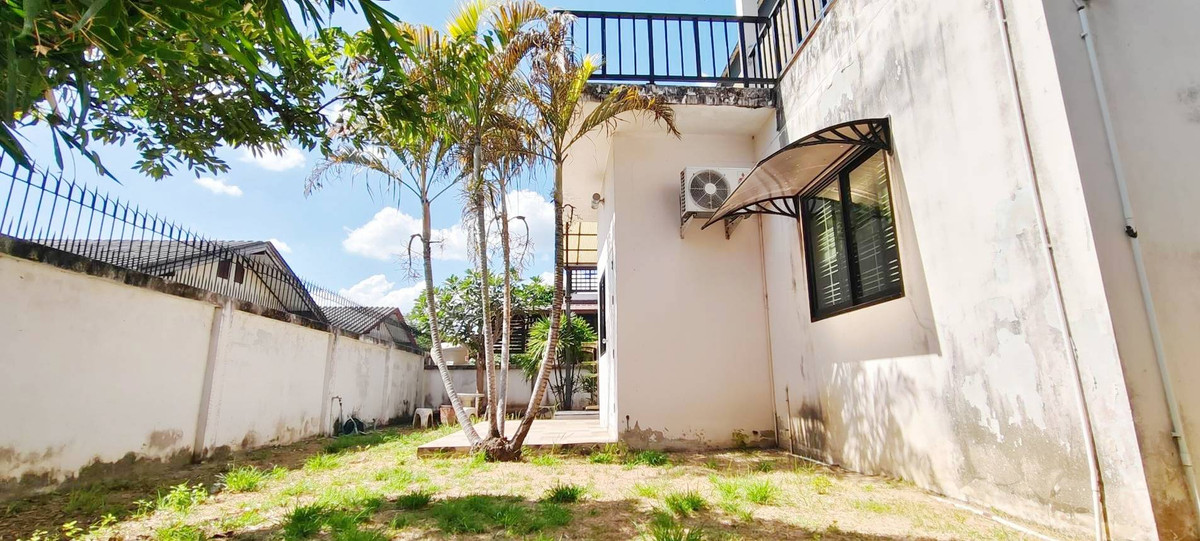 ขายบ้านระยอง : ด่วน 🏠ขายบ้านเดี่ยว 2 ชั้น พท. 83 ตร.ว หมู่บ้านรุ่งเรืองเพลส ใกล้เซ็นทรัลระยอง 2 กม. และหาดแม่รำพึง 20 กม. เหมาะสุดๆ สำหรับบ้านพักตากอากาศครอบครัวใหญ่