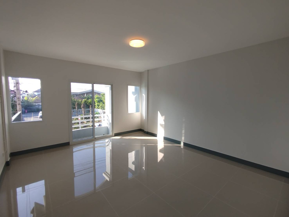 For SaleTownhomeNonthaburi, Bang Yai, Bangbuathong : Townhouse for sale, Kamollak Village 1, 16 sq m.